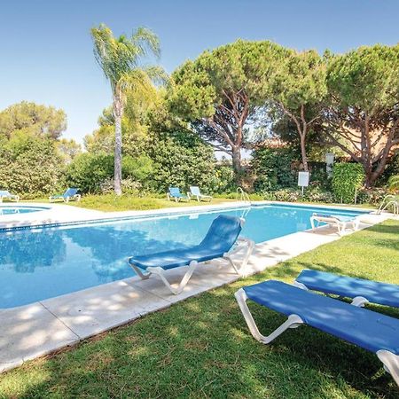 Beautiful Apartment In Marbella-Cabopino With 2 Bedrooms, Wifi And Outdoor Swimming Pool Extérieur photo