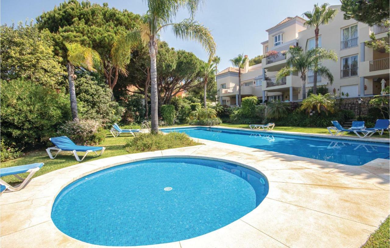 Beautiful Apartment In Marbella-Cabopino With 2 Bedrooms, Wifi And Outdoor Swimming Pool Extérieur photo